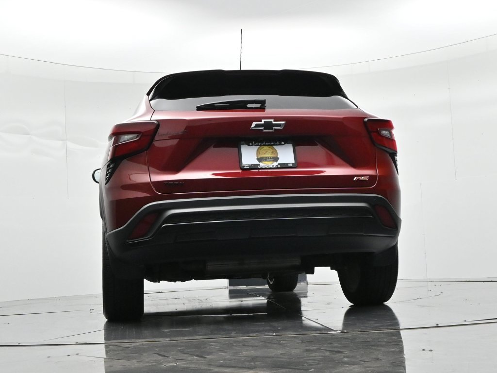Used 2025 Chevrolet Trax RS w/ Sunroof Package FWD image 20