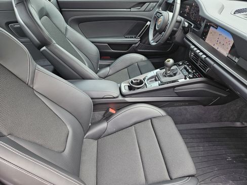 Certified 2026 Porsche 911 GT3 RWD image 15