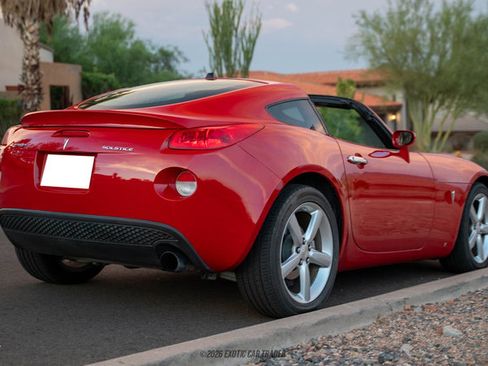 Used 2009 Pontiac Solstice Coupe RWD image 6