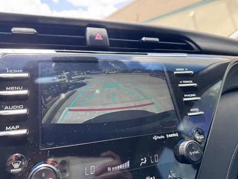 Used 2019 Toyota Camry XSE image 11