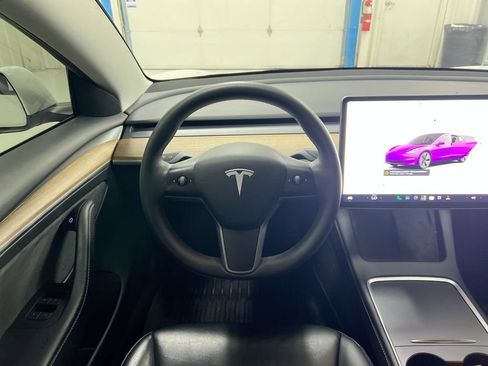 Used 2023 Tesla Model 3 Standard Range RWD image 11