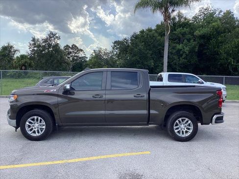 Used 2023 Chevrolet Silverado 1500 LT AWD/4WD image 13