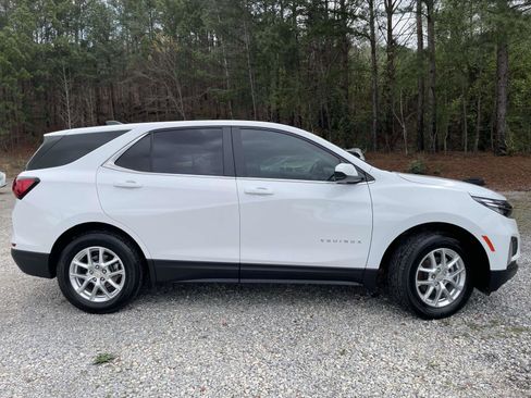 Used 2024 Chevrolet Equinox LT w/ Driver Convenience Package image 21