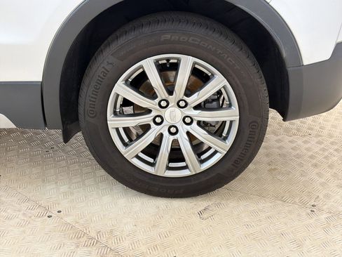 Used 2020 Cadillac XT4 Premium Luxury FWD image 12