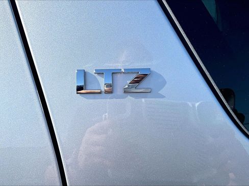 Used 2014 Chevrolet Tahoe LTZ AWD/4WD image 8