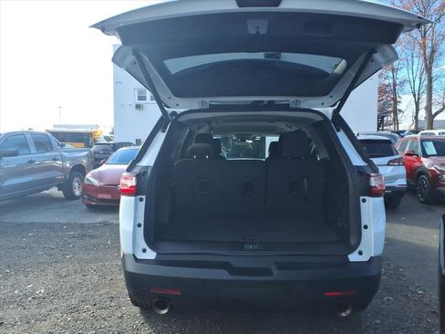 Certified 2021 Chevrolet Traverse LT image 10