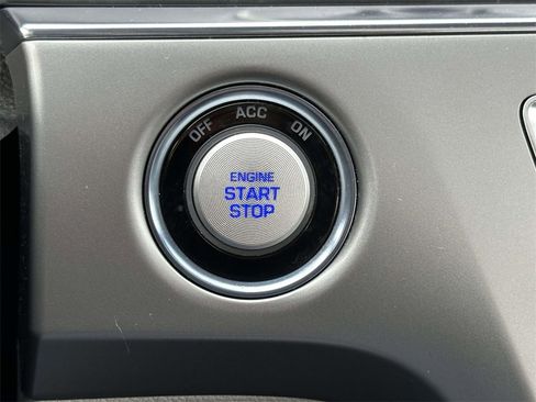 Used 2017 Hyundai Sonata Limited w/ Tech Package 03 image 8