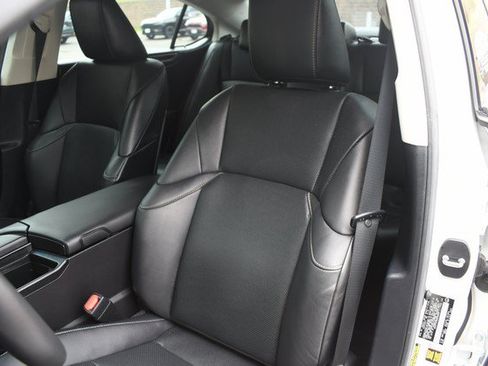 Used 2022 Lexus ES 250 w/ Premium Package AWD/4WD image 17