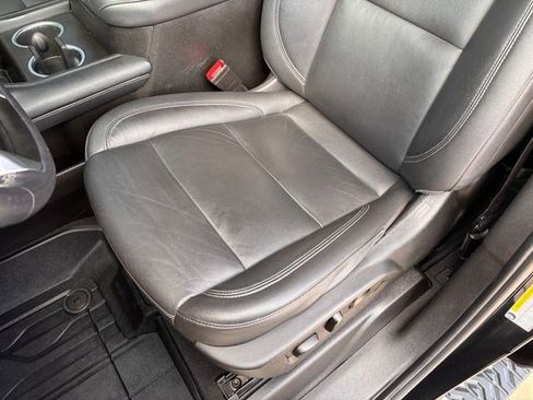 Used 2021 Chevrolet Tahoe Z71 image 11