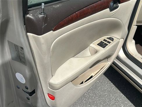 Used 2007 Buick Lucerne CX FWD image 19
