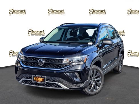 Used 2024 Volkswagen Taos S image 1