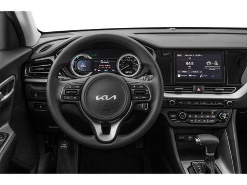 Used 2022 Kia Niro LXS FWD image 10
