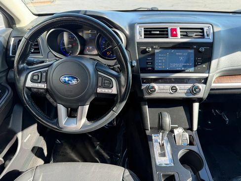 Used 2016 Subaru Outback 3.6R Limited AWD/4WD image 22