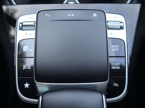 Used 2020 Mercedes-Benz GLE 450 4MATIC image 44