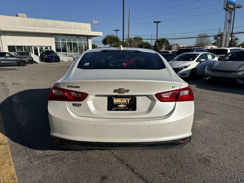 Used 2017 Chevrolet Malibu LT w/ Leather Package image 7