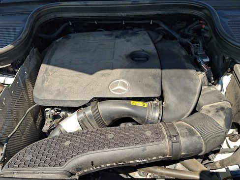 Used 2021 Mercedes-Benz GLE 350 4MATIC image 32