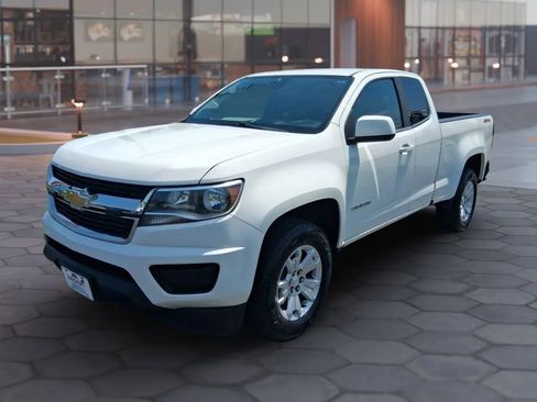 Used 2020 Chevrolet Colorado LT w/ Safety Package image 4