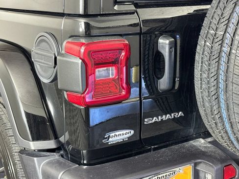 Certified 2025 Jeep Wrangler Unlimited Sahara AWD/4WD image 43