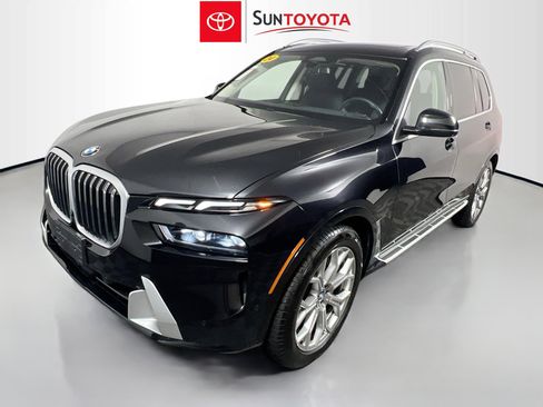Used 2024 BMW X7 xDrive40i image 9