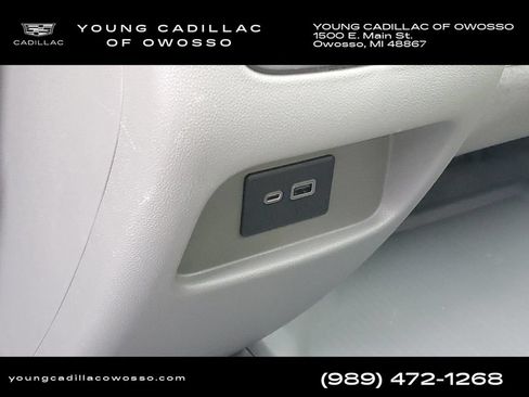 Used 2023 Cadillac XT5 Premium Luxury w/ LPO, Floor Liner Package AWD/4WD image 30