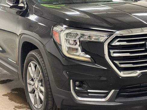Used 2024 GMC Terrain SLT AWD/4WD image 5