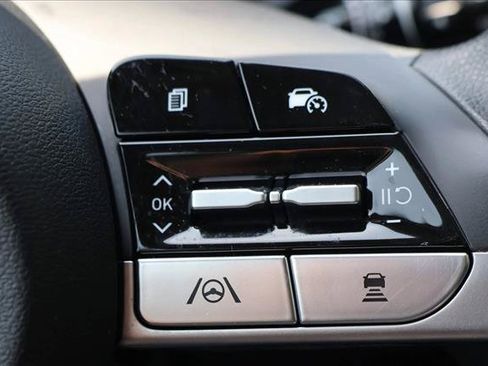 Used 2023 Hyundai Tucson SEL AWD/4WD image 16