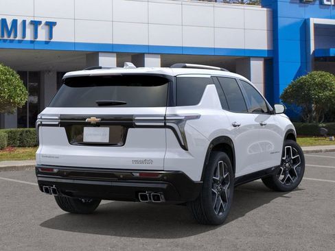 New 2026 Chevrolet Traverse High Country image 4