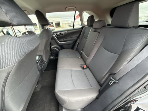Certified 2025 Toyota RAV4 LE FWD image 24