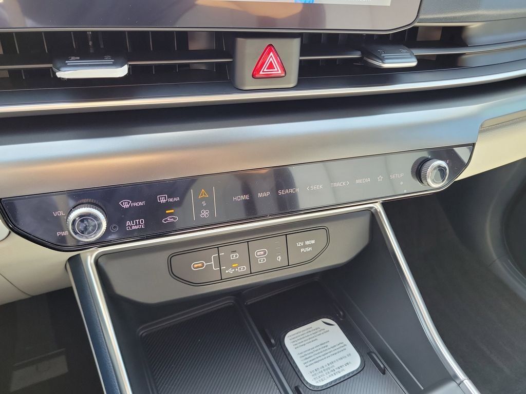 New 2026 Kia Carnival SX Prestige FWD image 34