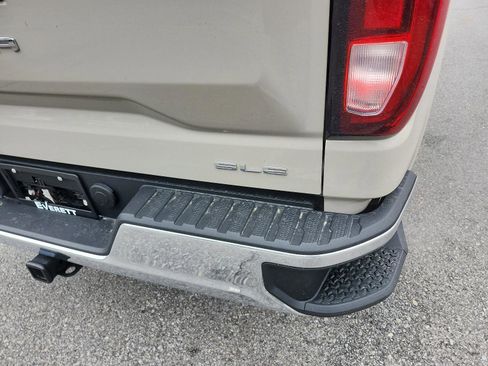 Used 2026 GMC Sierra 1500 SLE AWD/4WD image 4