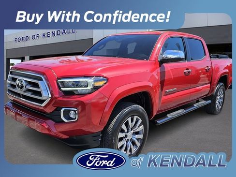 Used 2023 Toyota Tacoma Limited image 1