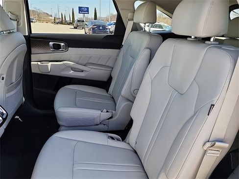 New 2025 Kia Sorento SX image 15