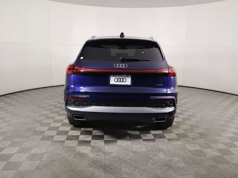 Used 2025 Audi Q5 Premium Plus w/ Premium Plus image 6