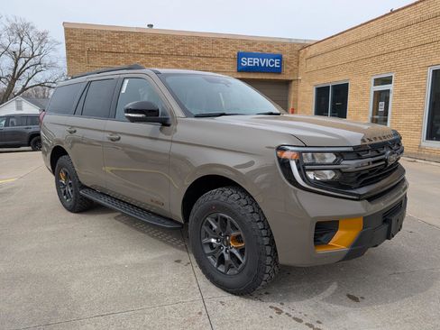 New 2026 Ford Expedition Tremor image 4