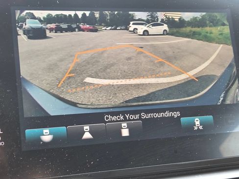 Used 2018 Honda Accord Touring image 13