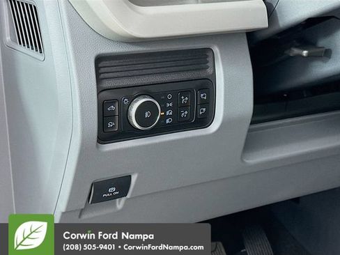 New 2026 Ford F250 XLT w/ XLT Premium Package AWD/4WD image 10