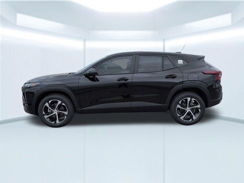 New 2026 Chevrolet Trax RS w/ Driver Confidence Package FWD image 2