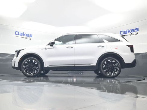New 2026 Kia Sorento EX AWD/4WD image 44