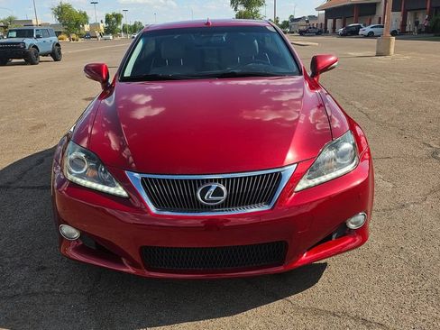 Used 2014 Lexus IS 250C w/ Luxury Package RWD image 3