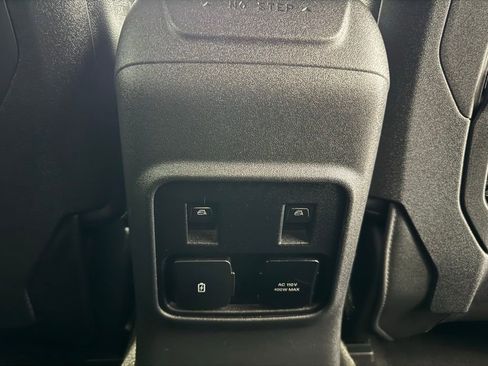 Used 2022 Ford Bronco Badlands image 27