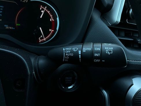 Used 2025 Toyota RAV4 XLE image 37