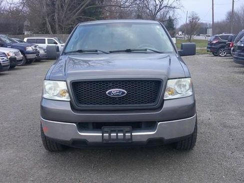 Used 2005 Ford F150 Lariat image 2