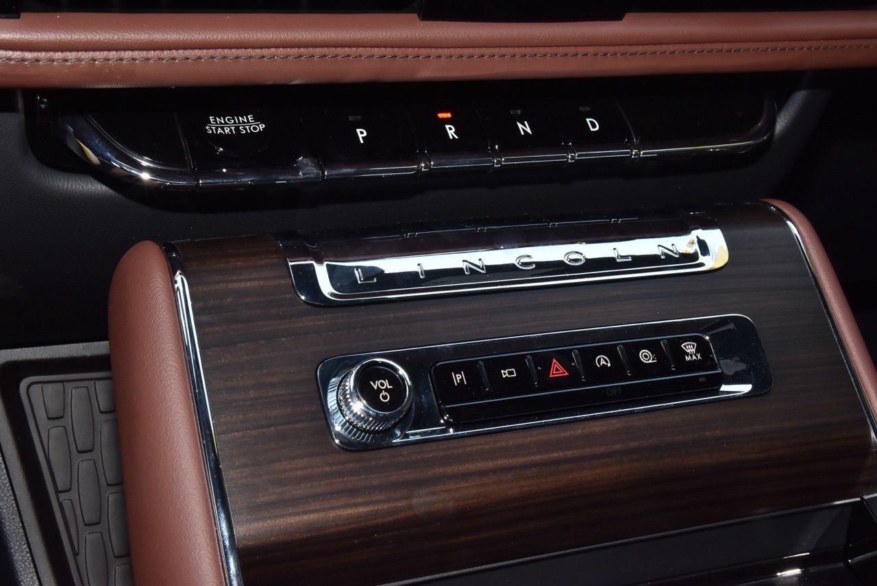 New 2026 Lincoln Aviator Reserve AWD/4WD image 30