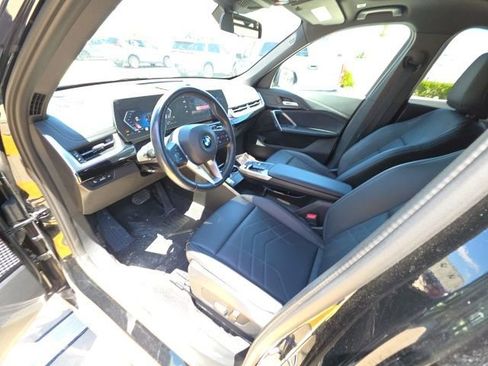 Used 2025 BMW X1 xDrive28i AWD/4WD image 12