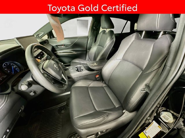 Used 2024 Toyota Venza XLE AWD/4WD image 22