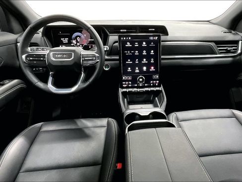 Used 2026 GMC Terrain Elevation w/ Elevation Premium Package FWD image 18
