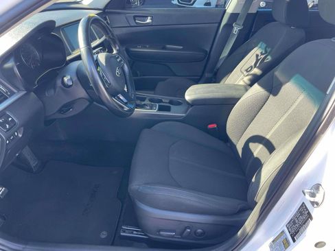 Used 2019 Kia Optima LX w/ LX Premium Package image 5