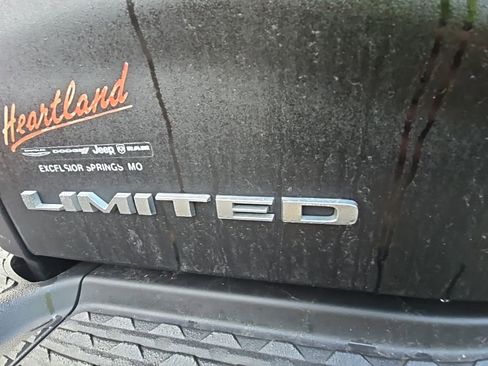 Used 2021 RAM 2500 Limited image 15