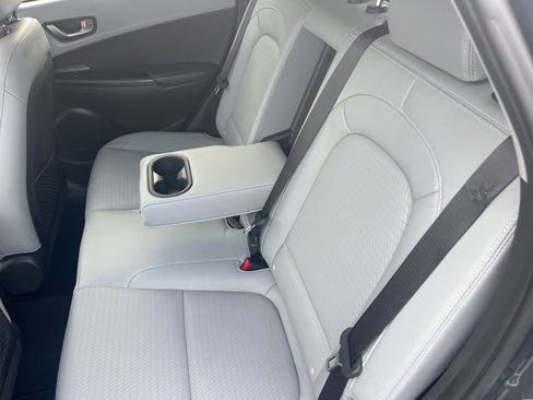 Used 2021 Hyundai Kona Limited w/ Cargo Package image 10