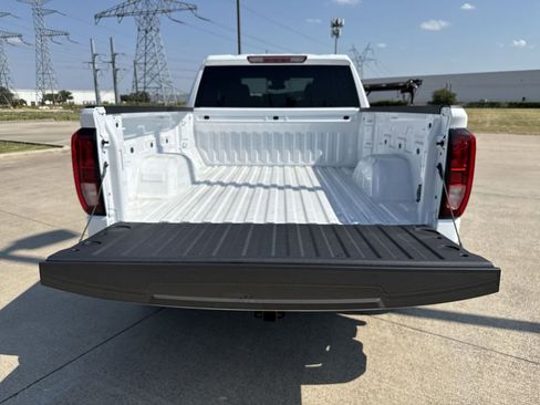 New 2026 GMC Sierra 1500 Elevation image 27